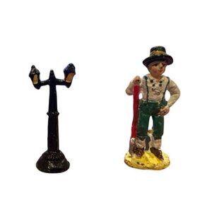 Vintage 98IRS China Lead Figure Man Holding Shovel & Lamp Post 1.25" Toy
